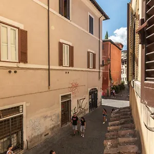 Vicolo Del Cinque Trastevere Apartment