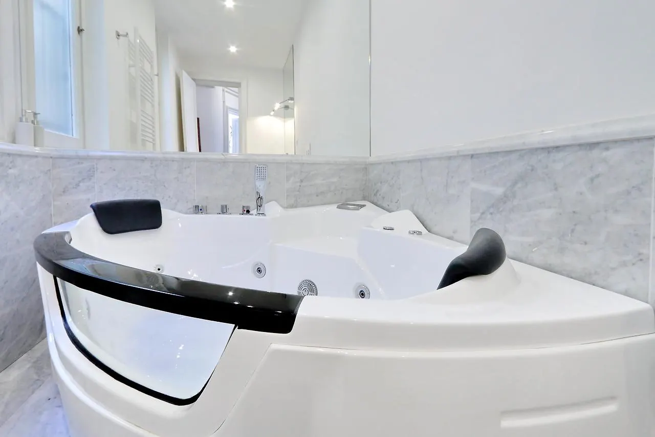 Prestigious Apartment Via Veneto Rome