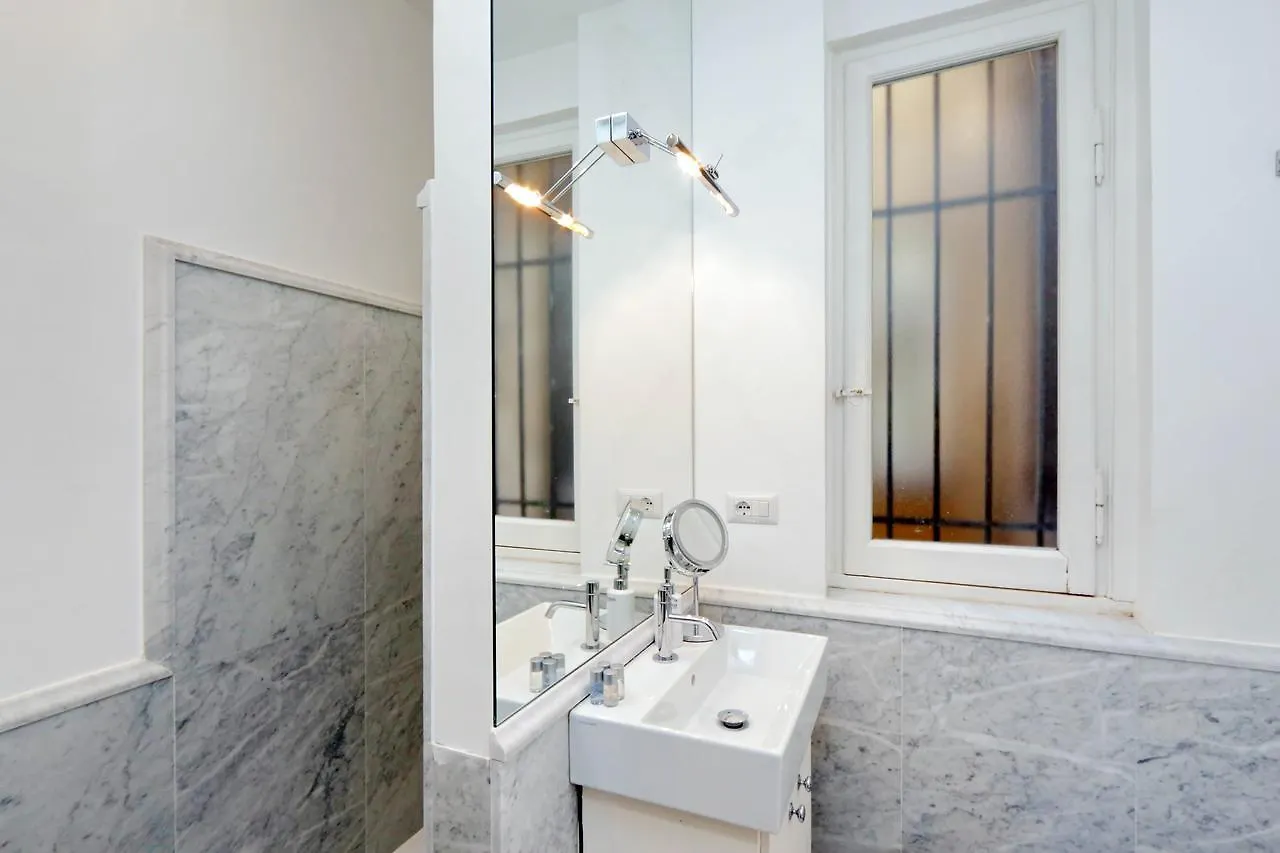 Prestigious Apartment Via Veneto Rome