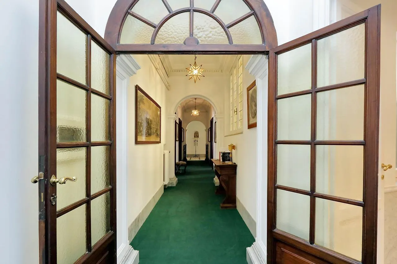 Prestigious Apartment Via Veneto Rome 0*,